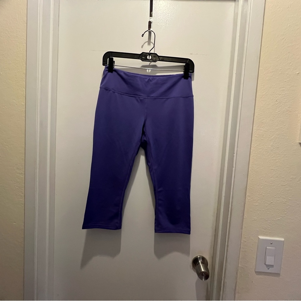 Zella Vibrant Purple Active Capri Leggings